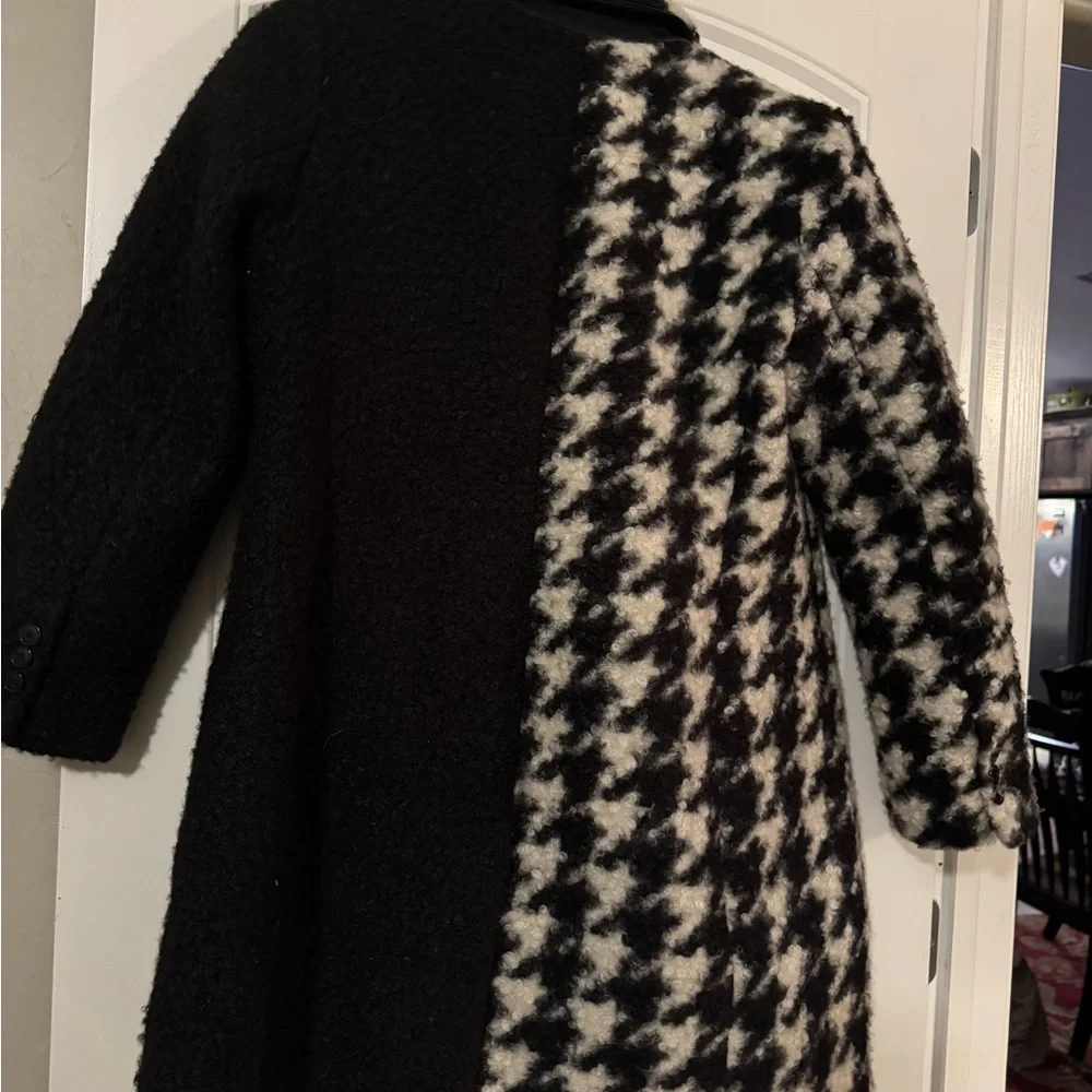 NVLT Women's Houndstooth Pea Coat in Black and White - Picture 6 of 7